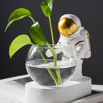 Nordic Astronaut Resin Decorative Flowerpot Ornaments Astronaut Flowerpot Astronaut Glass Vase