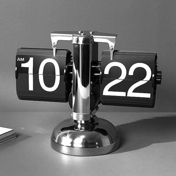 Automatic Flip Powered Quartz Clock Classical Table Clock